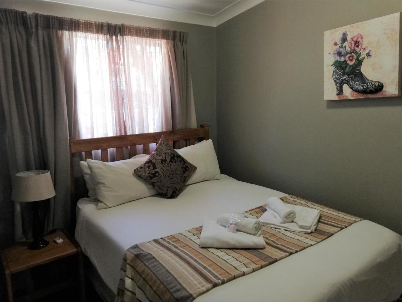 Oakwood Guest house